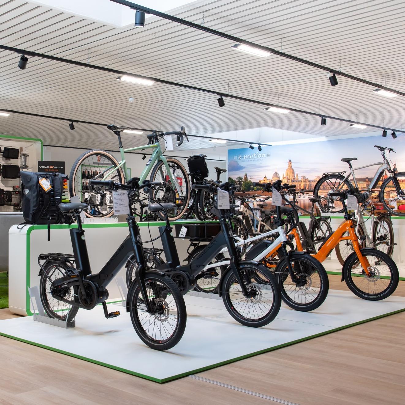 Die neuesten e-Bike Modelle stehen im e-Bike Shop in Bonn aus.