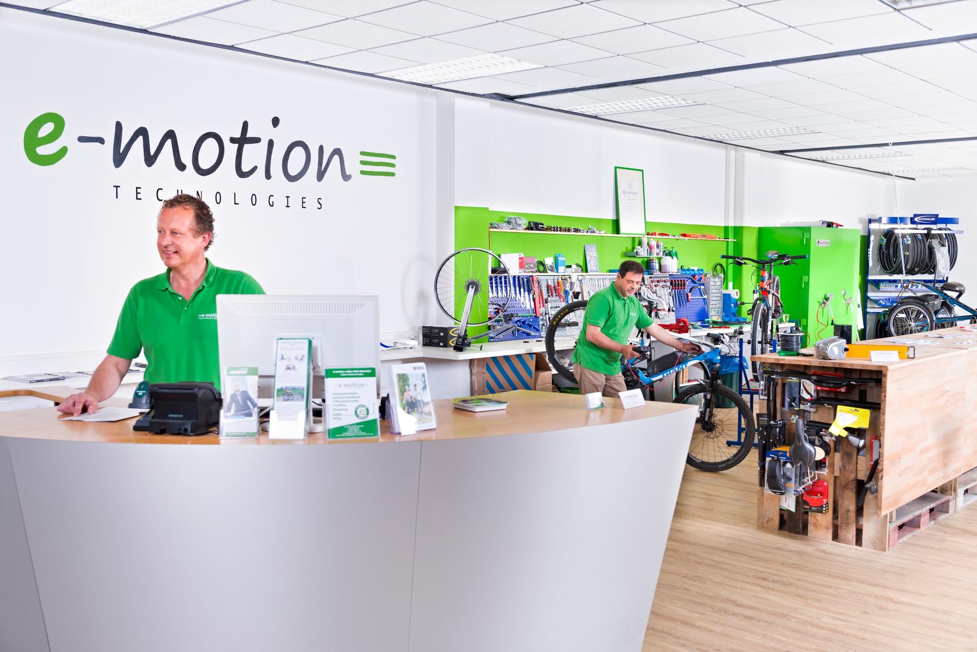 Professionelle E-Bike-Beratung in Bielefeld. Entdecken Sie hochwertige E-Bikes bei E-Motion Technologies.