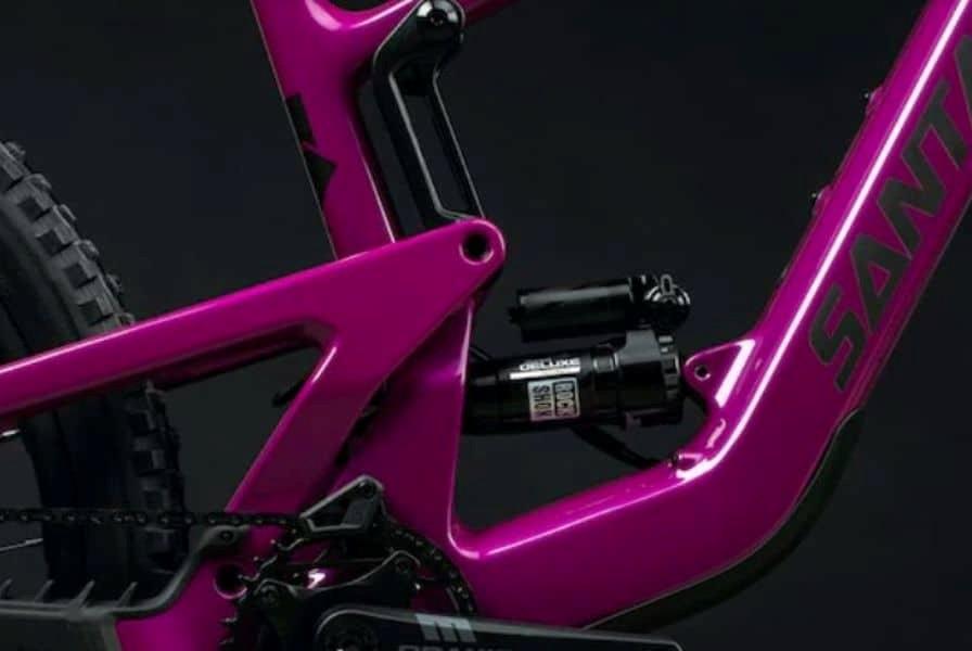 Das Bild zeigt den Rahmen eines Santa Cruz Heckler SL