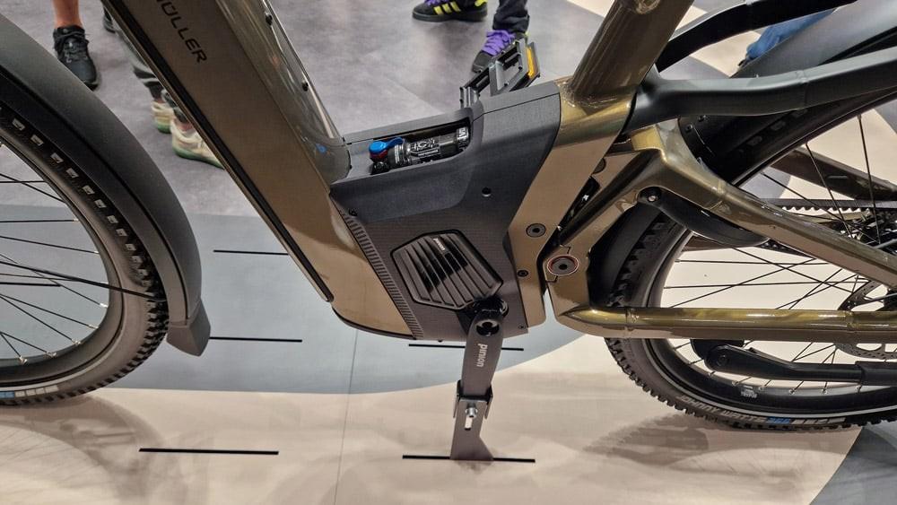 e-Bike-Antriebseinheit mit integriertem Akku und modernem Design für effiziente Leistung.