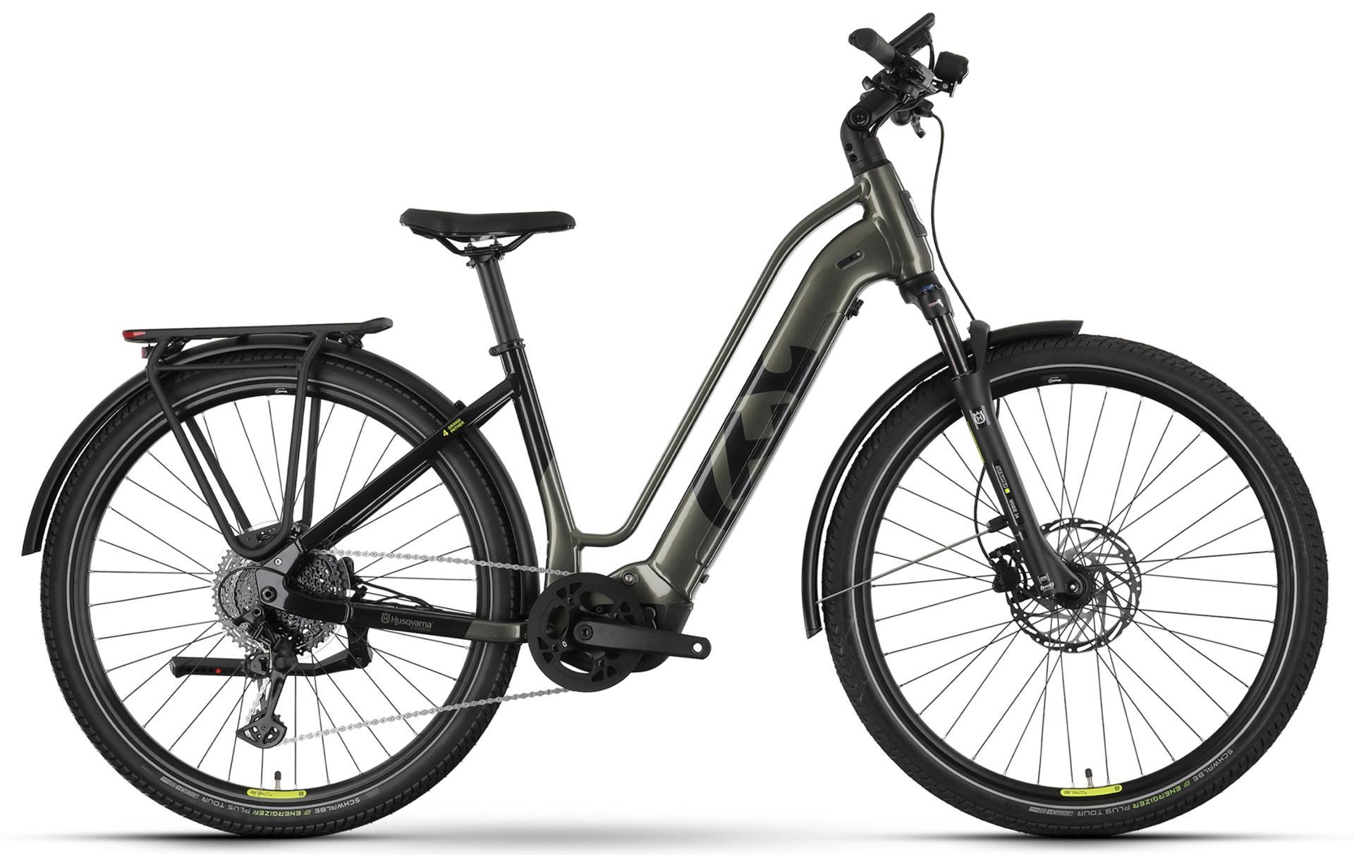 e-Bike Husqvarna Grand Pather 4 in Seitenansicht, komfortables Trekkingrad im modernem Design