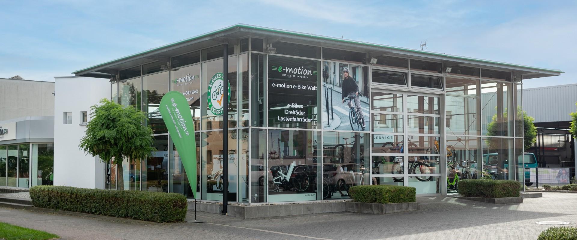 Modernes Verkaufsgebäude