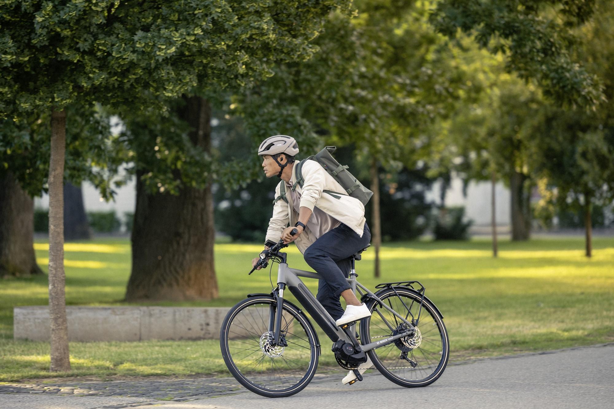 Erleben Sie modernes Fahren mit Bosch E-Bikes. Perfekte Kombination aus Design und Technologie für eine nachhaltige