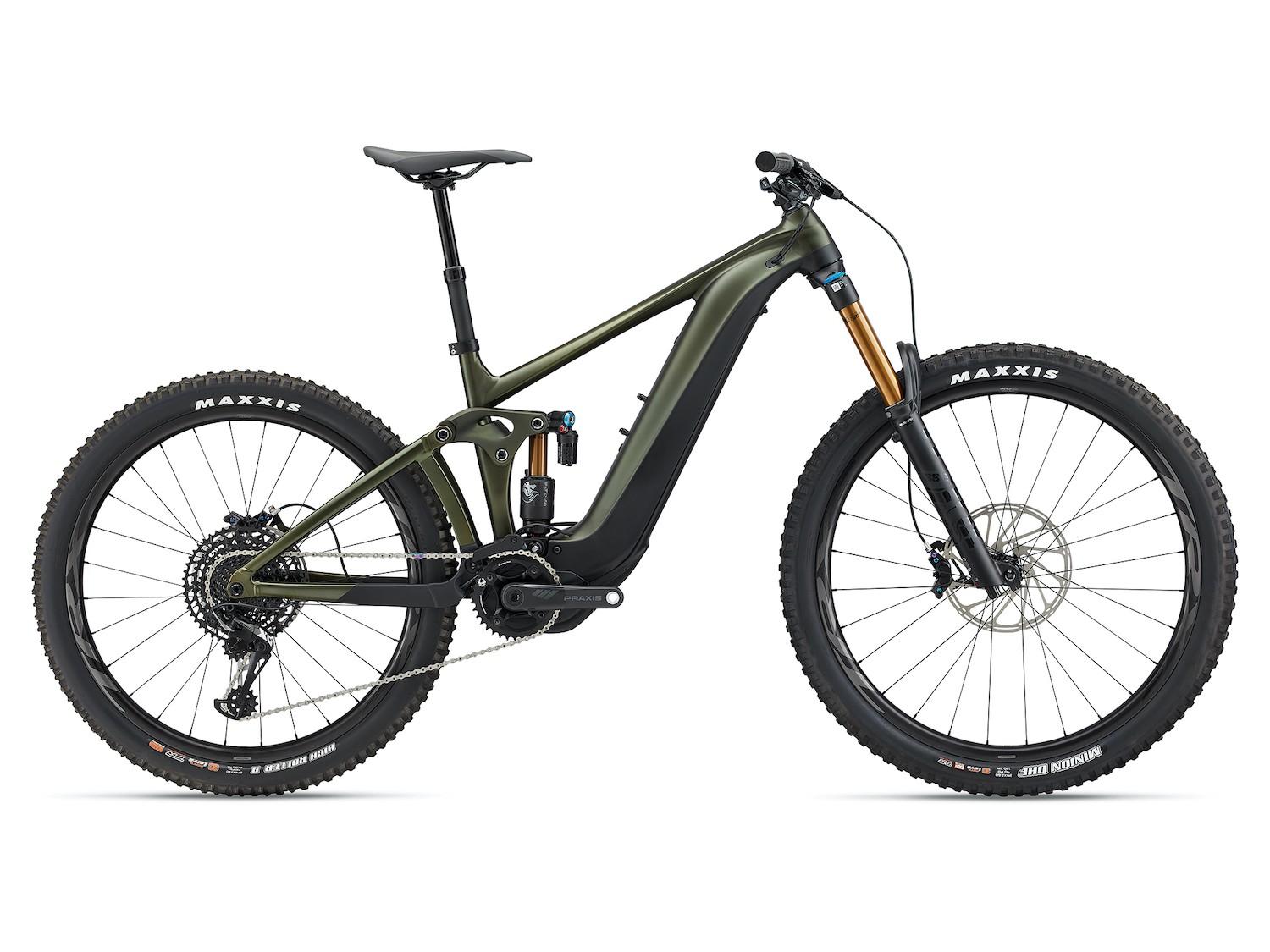 Das Giant Reign E+ 0, ein leistungsstarkes E-Mountainbike, das sich ideal für Trails und Offroad-Abenteuer eignet.