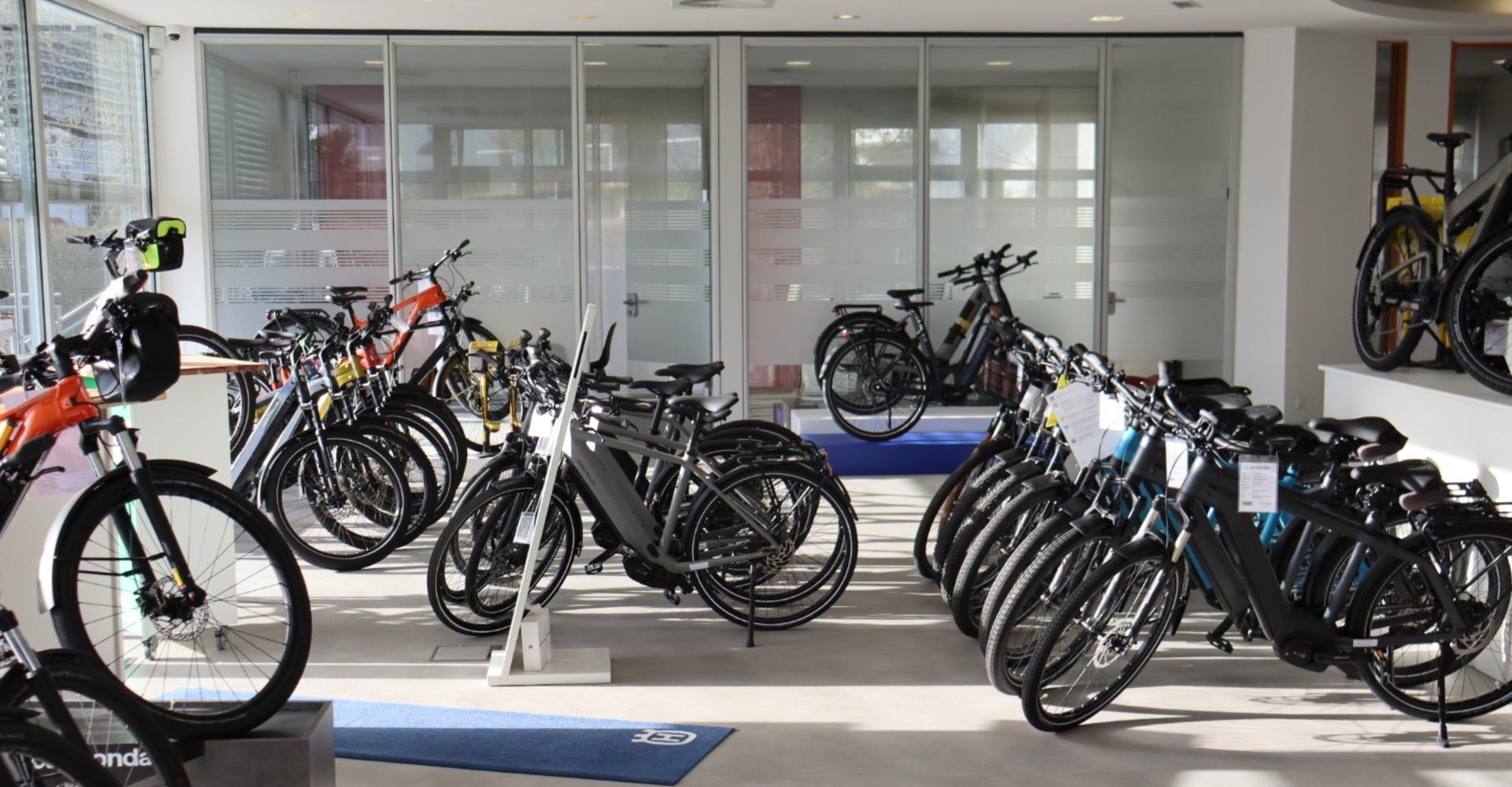 Innenansicht des Shops der e-motion e-Bike Welt Herdecke