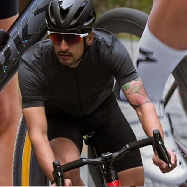 Robuste Specialized Trinkflaschen, ideal für Radsportler. Perfekte Ergänzung zu Specialized Fahrrädern, sorgt für o