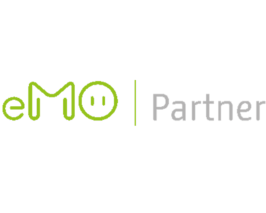 Das Bild zeigt das Logo der eMO Agentur für Elektromobilität.