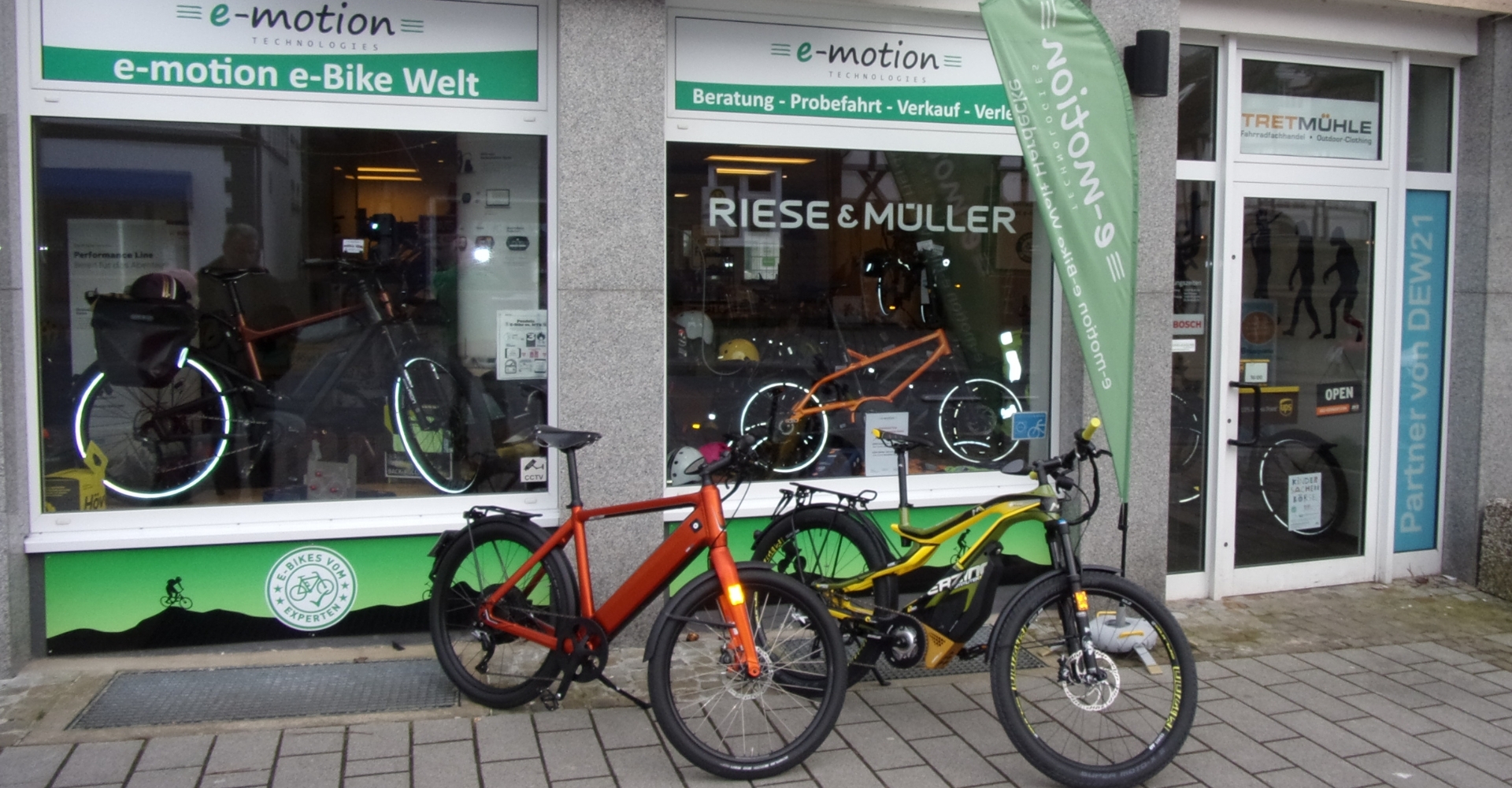 Die e-Motion e-Bike Welt in Herdecke ist auf Elektromobilität und e-Bikes spezialisiert.