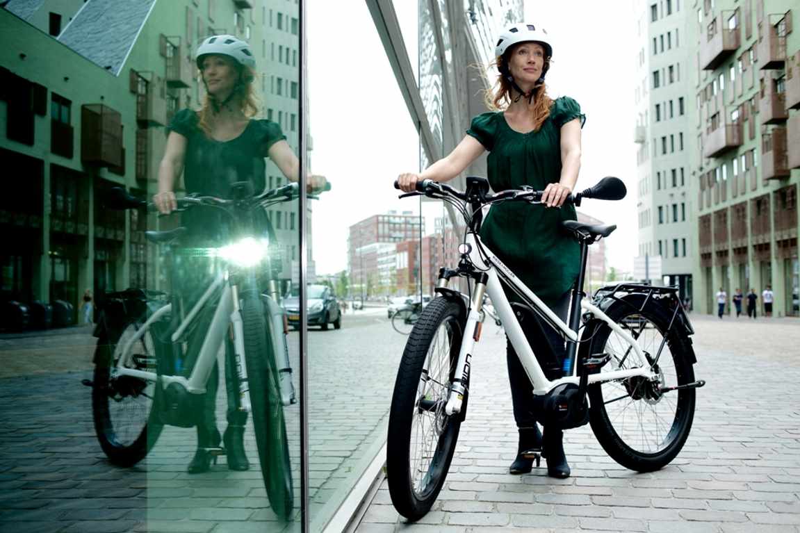 Licht am e-Bike  Hochwertige Front- und Rückbeleuchtung bei e-motion!